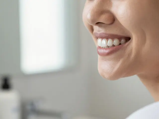 Jak bělení zubů může zlepšit váš úsměv: pravda a reality